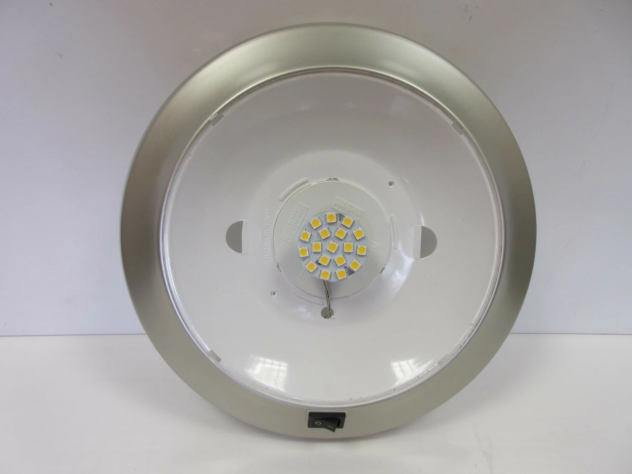 JLS Cirro 12v LED Ceiling Light For Motorhomes, Campervans, Caravans And Boats LED Installed 5 JLS Cirro 12v LED Ceiling Light For Motorhomes, Campervans, Caravans And Boats LED Installed - Image 3