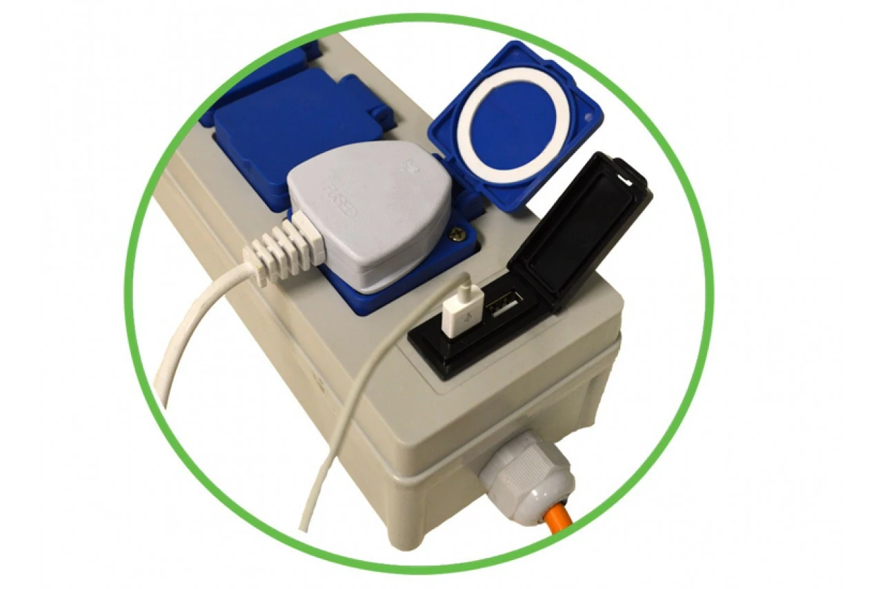 Maypole 5 In 1 Camping Mobile Mains Electricity Hook Up 6 Maypole 5 In 1 Camping Mobile Mains Electricity Hook Up - Image 4