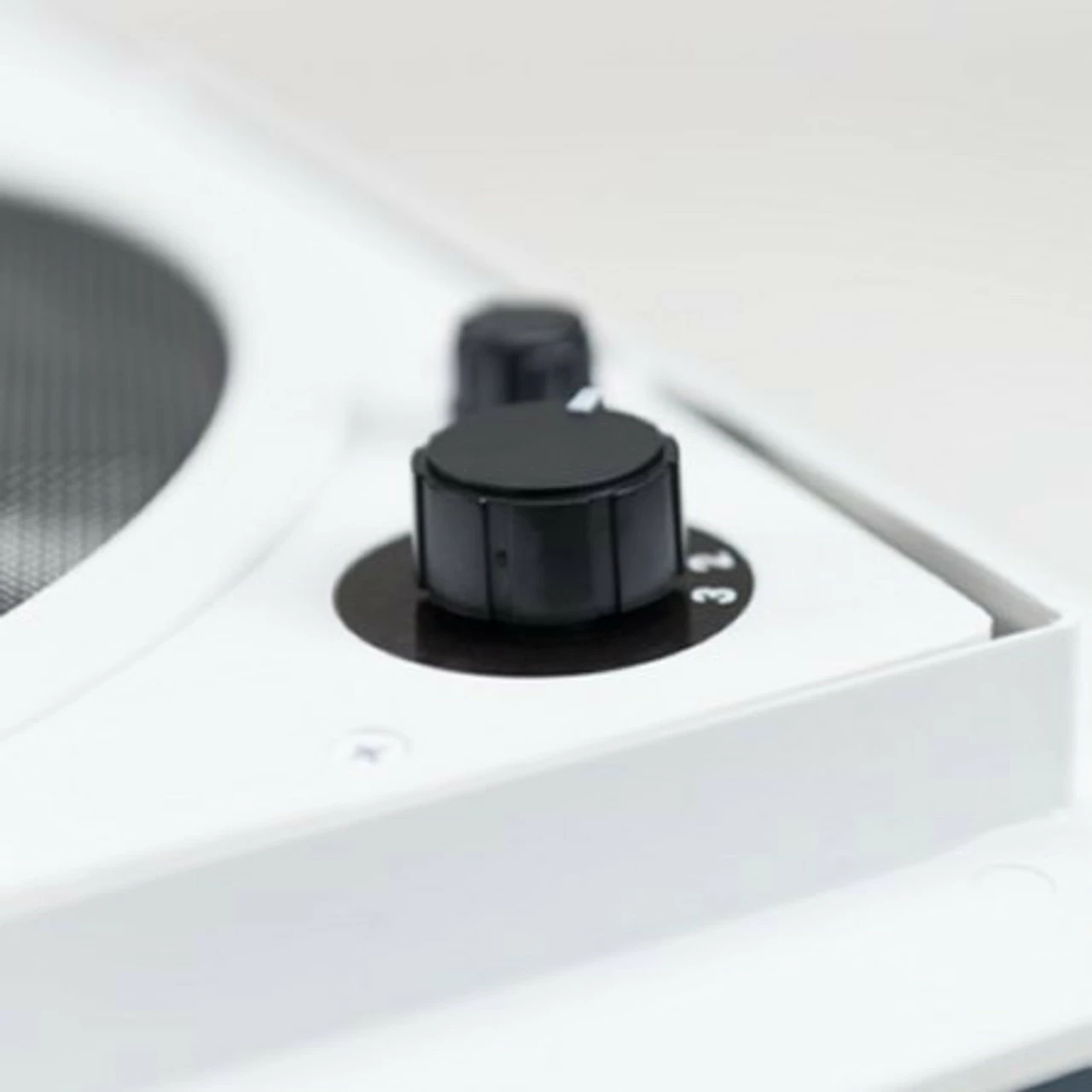 The Dometic FanTastic Roof Vent 2250 9 The Dometic FanTastic Roof Vent 2250 - Image 7