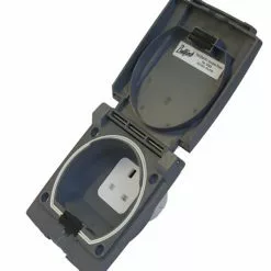 Bullfinch Outdoor Electric Socket Outlet Point For Campervans, Caravans And Motorhomes 9 Bullfinch Outdoor Electric Socket Outlet Point For Campervans, Caravans And Motorhomes -Kitchen & Bathroom Equipment Shop electrical bullfinch 3 47128.1616080267