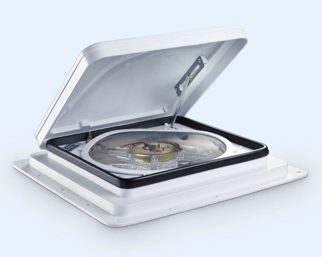 The Dometic FanTastic Roof Vent 2250 4 The Dometic FanTastic Roof Vent 2250 - Image 2